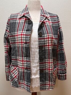 Pendleton 49er Jacket Red Black Plaid 100% Virgin Wool Made in USA Women L